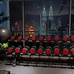 Col 31A 1Bedroom Balcony Infinity Pool Klcc View