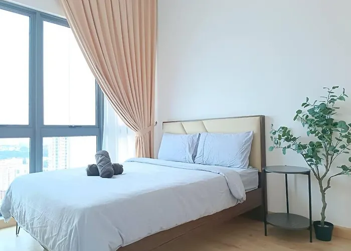 Col 31A 1Bedroom Balcony Infinity Pool Klcc View