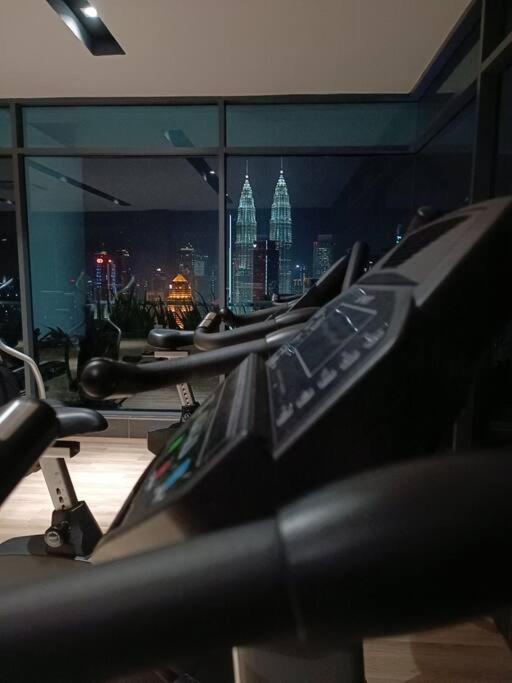 Pangsapuri Col 31a 1bedroom Balcony Infinity Pool Klcc View Kuala Lumpur