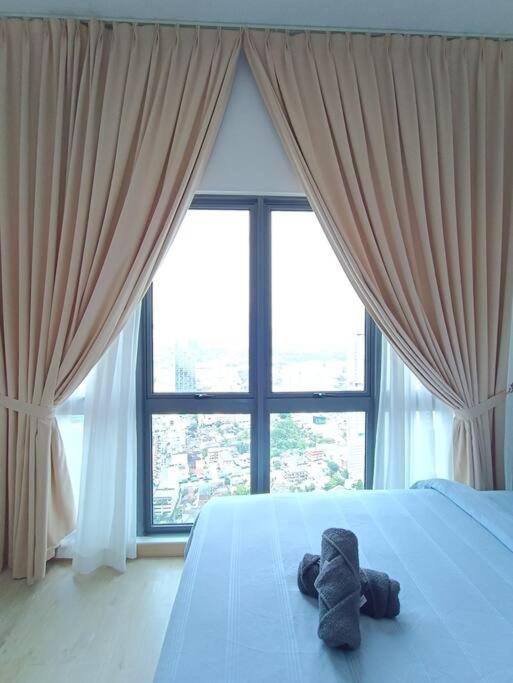 Col 31a 1bedroom Balcony Infinity Pool Klcc View
